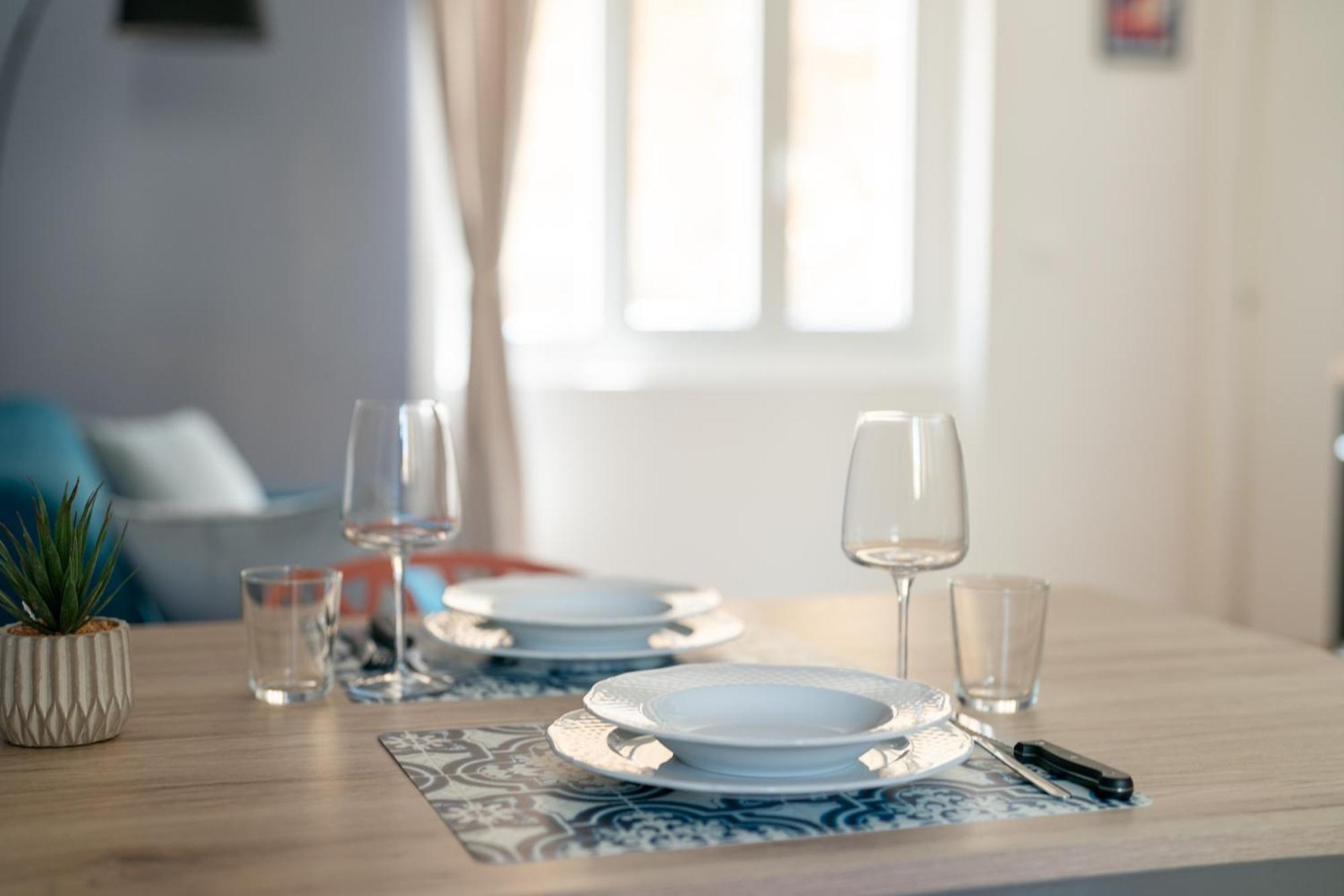 Elegante Appartamento In Marina ตรีเอสเต ภายนอก รูปภาพ